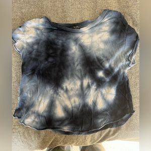 Brandy Melville blue tie-dye t-shirt